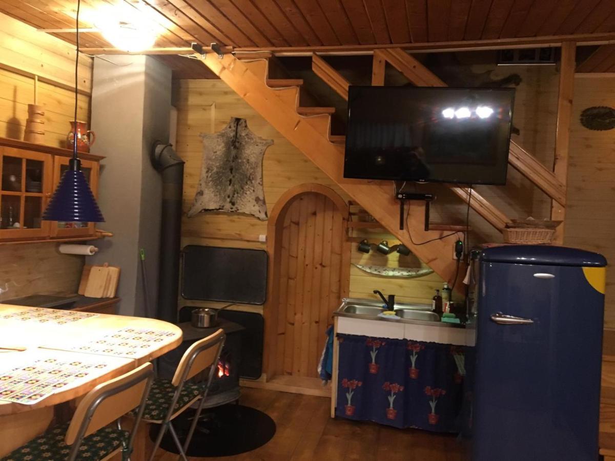 Domek Jakusówka Laliki Pochodzita w sercu Beskidów Exterior foto